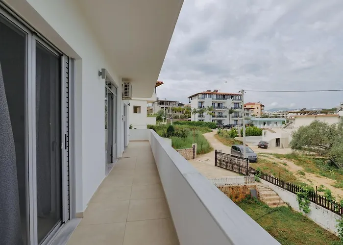 Violeta Apartments Ksamil